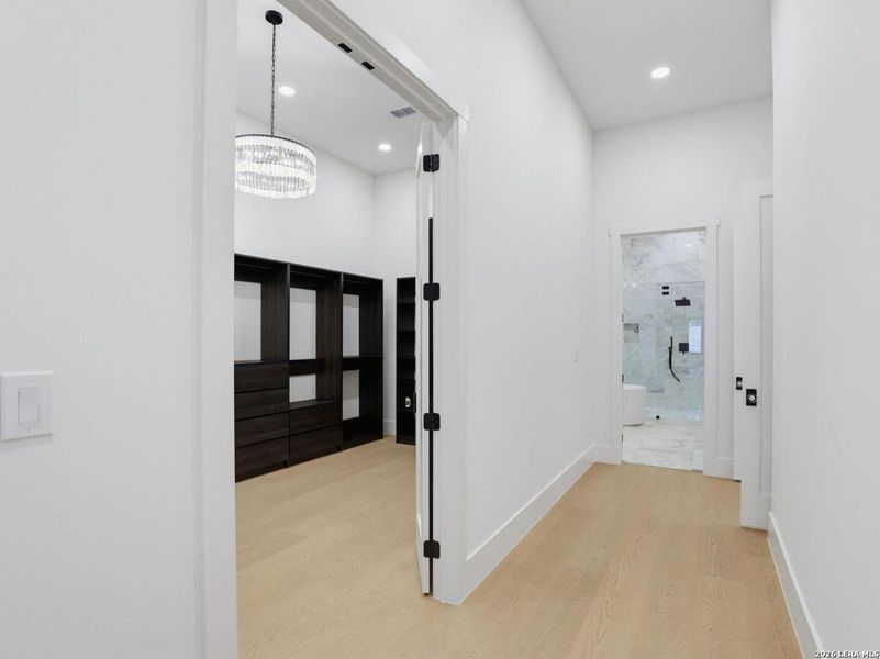 Spacious, unfurnished interior of a new home in , San Antonio (Image 56). Spacious, unfurnished interior of a new home in , San Antonio (Image 56).