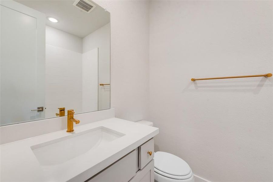 Furnished interior view inside a new home in Collin Creek, Plano (Image 6).