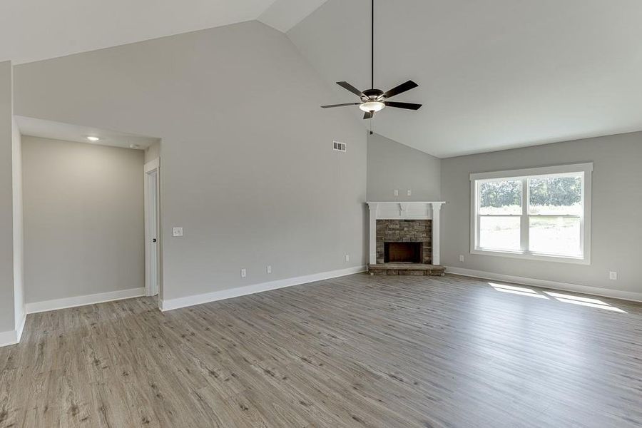 Spacious, unfurnished interior of a new home in , Hartwell (Image 29). Spacious, unfurnished interior of a new home in , Hartwell (Image 29).