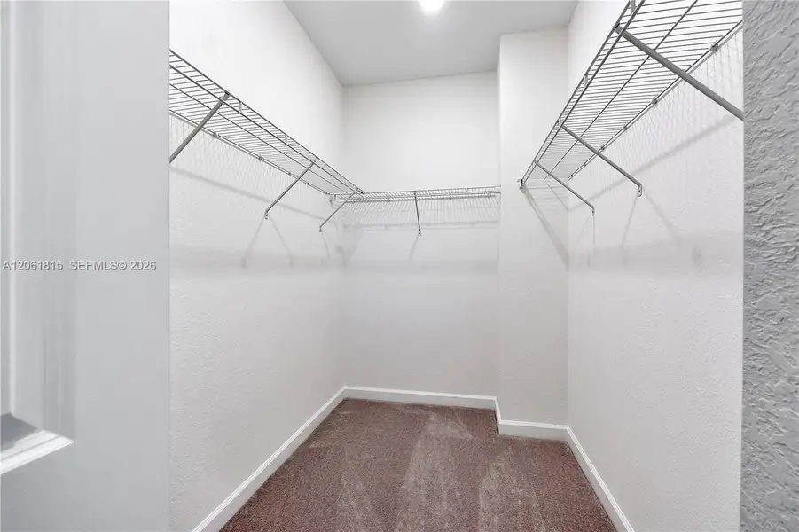 Walk-in Closet