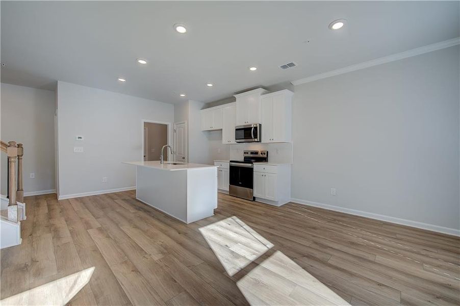 Image 25 of a home in Auburn Ridge. Image 25 of a home in Auburn Ridge.