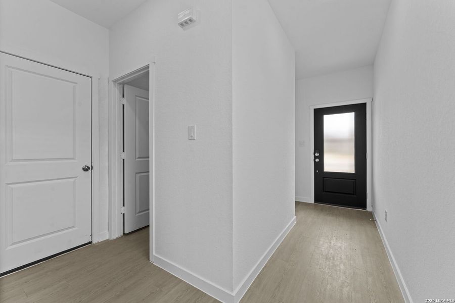Spacious, unfurnished interior of a new home in Grace Valley, Marion (Image 31).