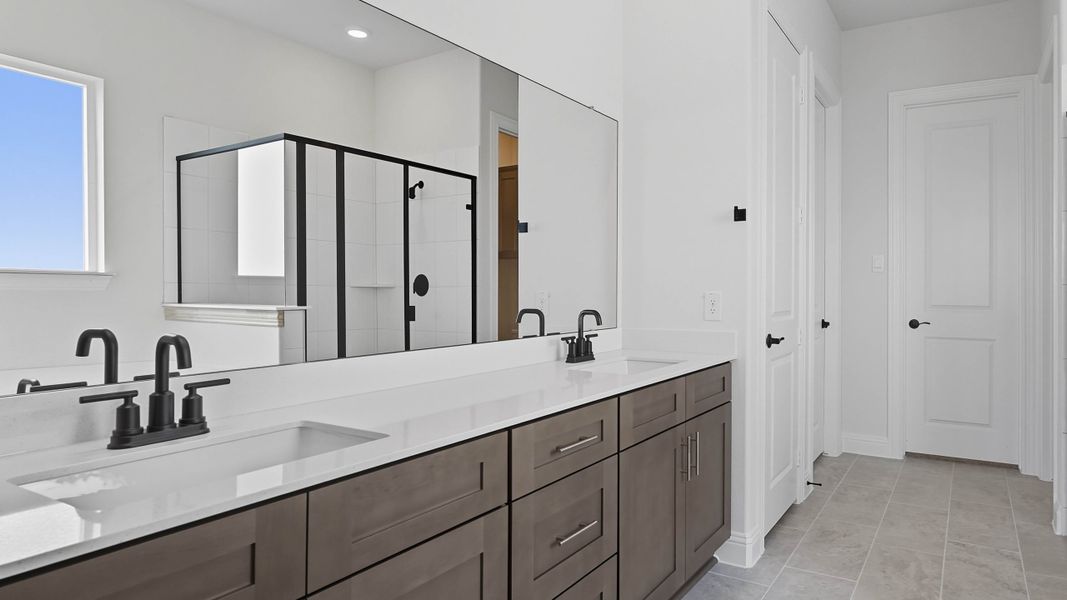 Representative furnished interior of a home built from the CASCADE by D.R. Horton in Clearview Ranch, Royse City (Image 12). Representative furnished interior of a home built from the CASCADE by D.R. Horton in Clearview Ranch, Royse City (Image 12).