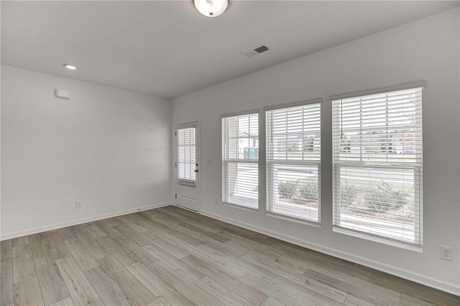 Spacious, unfurnished interior of a new home in Langston Reserve, Cartersville (Image 16).