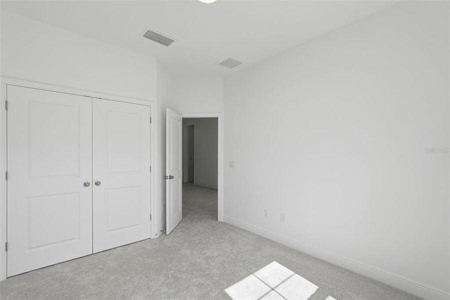 Spacious, unfurnished interior of a new home in , St. Petersburg (Image 26).