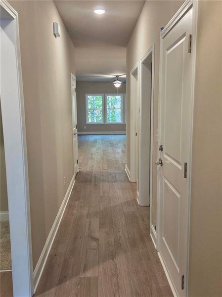 Spacious, unfurnished interior of a new home in , Waleska (Image 10).