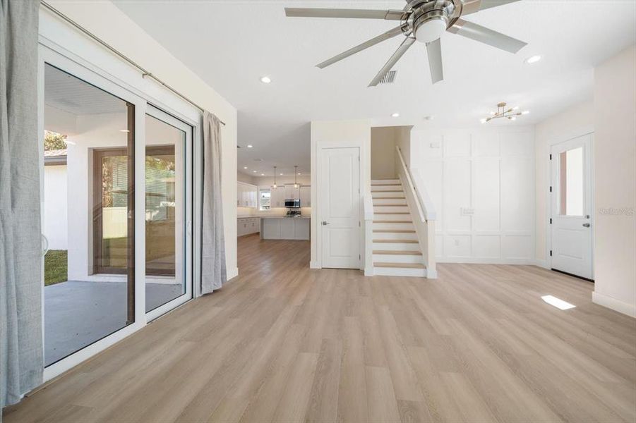 Spacious, unfurnished interior of a new home in , Largo (Image 24).