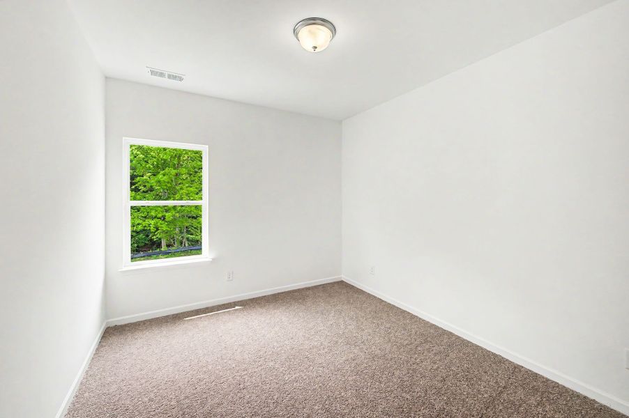 Spacious, unfurnished interior of a new home in Ironhorse, Dickson (Image 34).