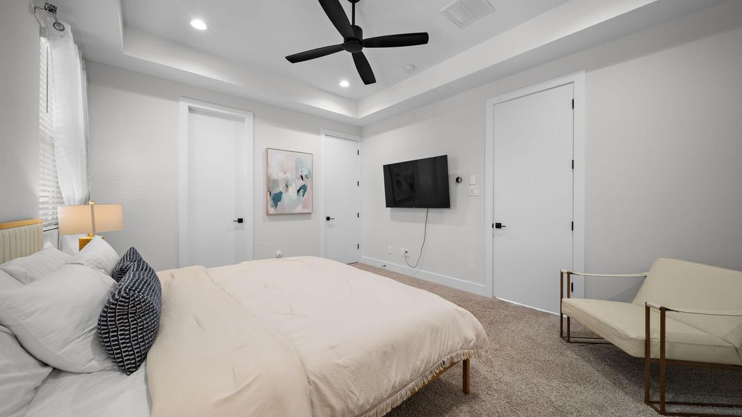 Furnished interior view inside a new home in Highland Heights, Houston (Image 4).