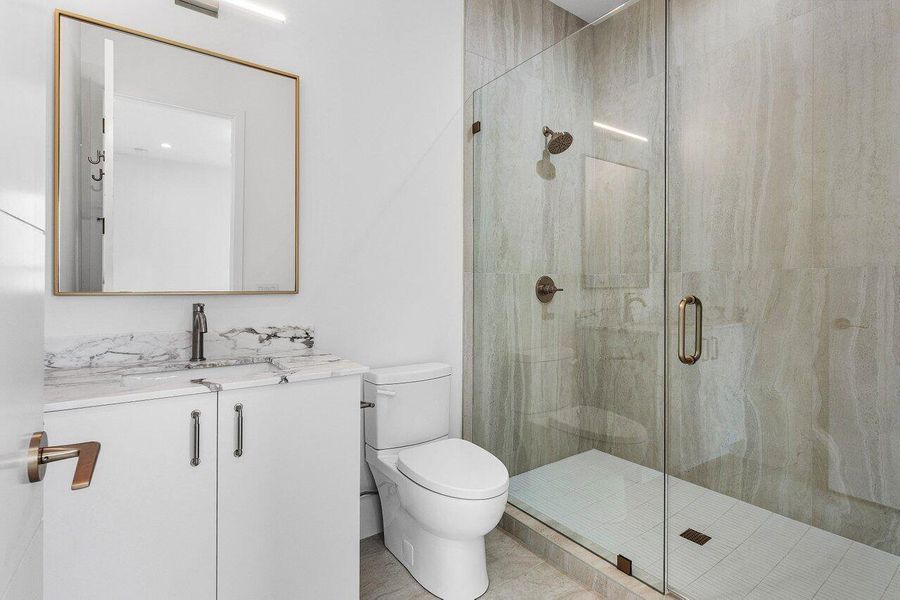 BATH4 BATH4