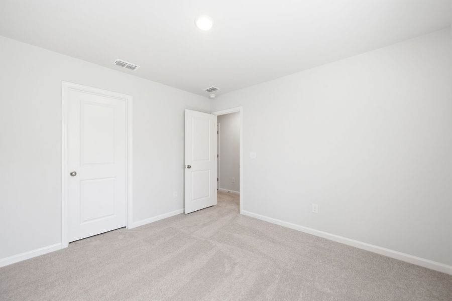 Spacious, unfurnished interior of a new home in Grand Arbor, Blythewood (Image 26).