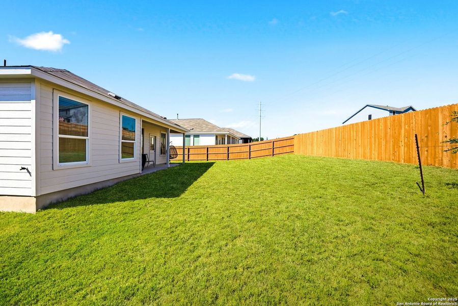 Exterior details and patio area of a home in Hidden Trails: Coastline Collection, Bulverde (Image 25).