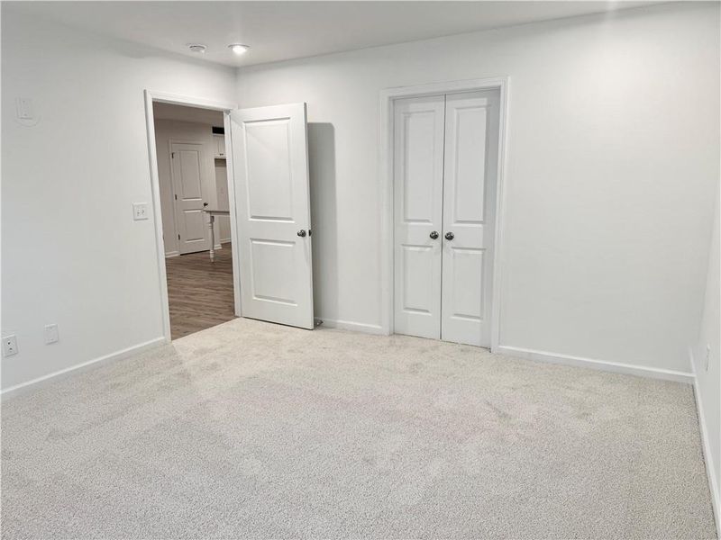 Spacious, unfurnished interior of a new home in Silver Leaf, Dawsonville (Image 12).