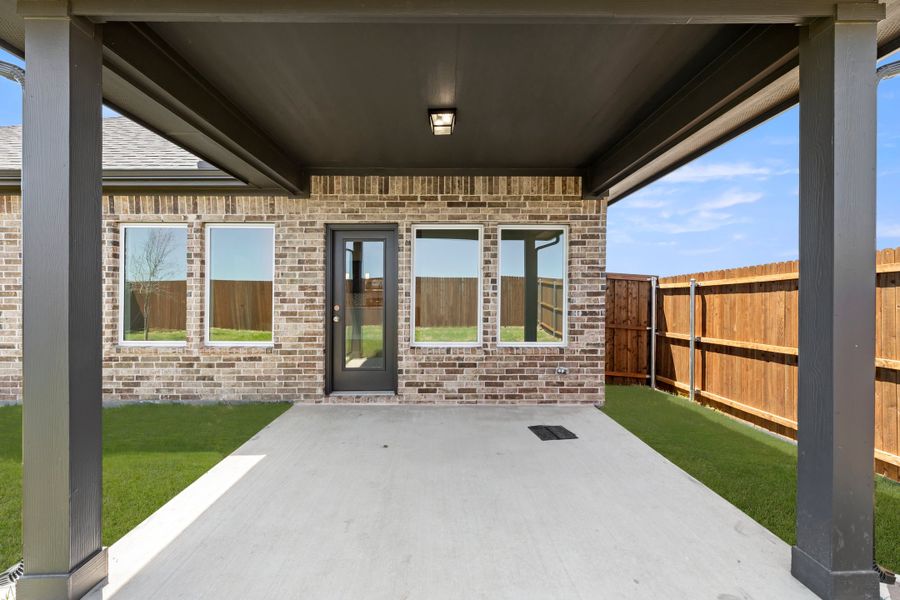 Representative exterior details of a home built from the Liberty by Rockwell Homes in Wildflower Ranch, Fort Worth (Image 34). Representative exterior details of a home built from the Liberty by Rockwell Homes in Wildflower Ranch, Fort Worth (Image 34).