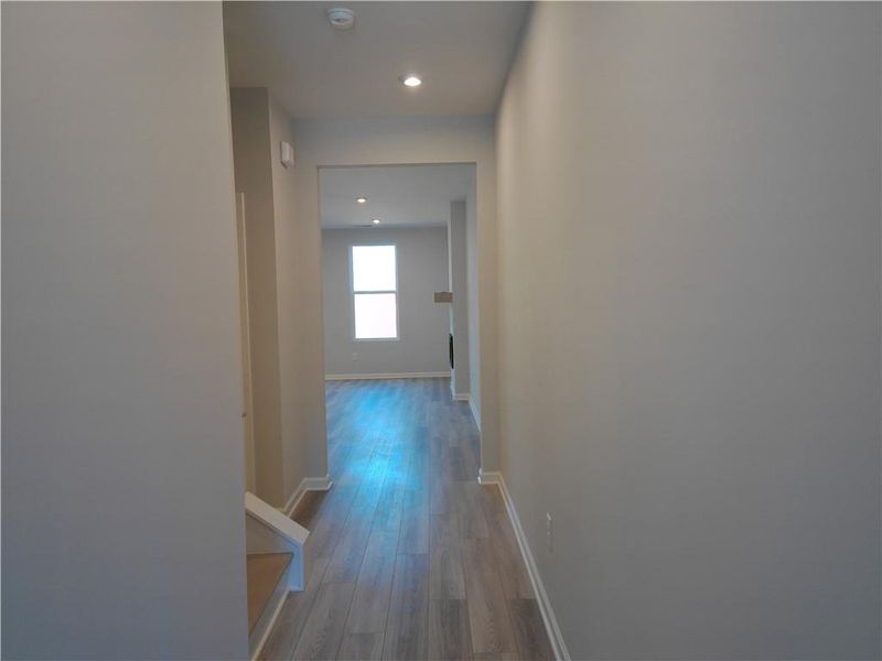 Spacious, unfurnished interior of a new home in Lake Shore, Winder (Image 16).