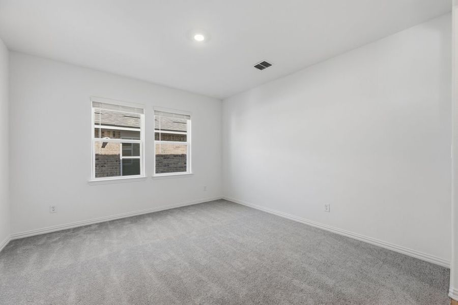 Spacious, unfurnished interior of a new home in Parks at Foster Crossing, Anna (Image 27). Spacious, unfurnished interior of a new home in Parks at Foster Crossing, Anna (Image 27).