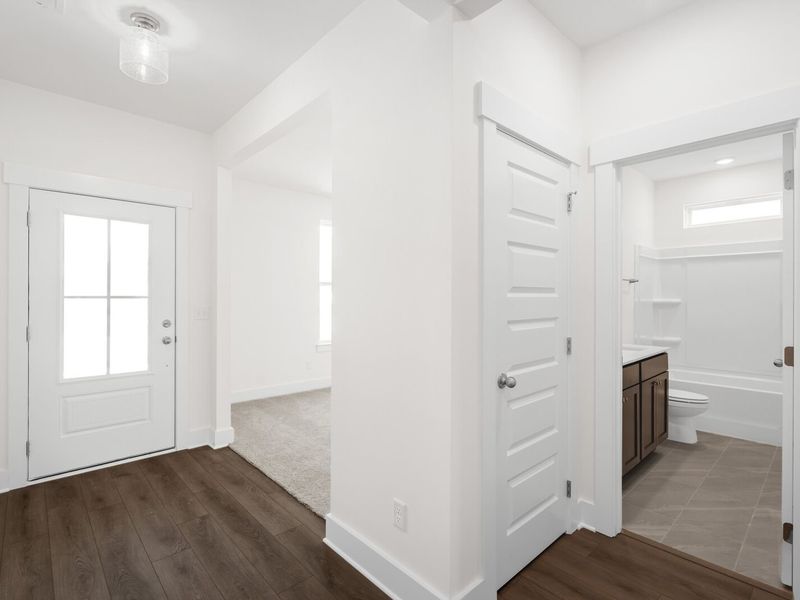 Representative unfurnished interior of a home built from the The Cottonwood E by Davidson Homes LLC in Woods Crossing, Gallatin (Image 18).