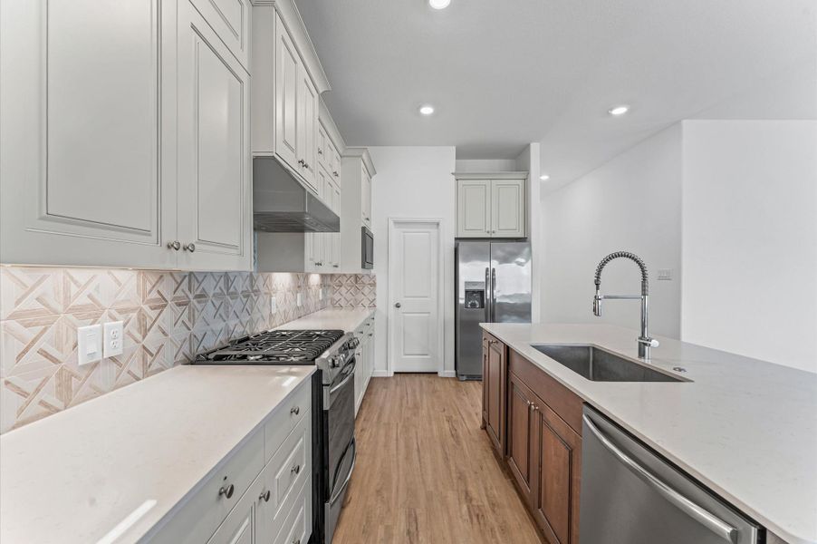 Furnished interior view inside a new home in Kingwood-Royal Brook: Bristol Collection, Porter (Image 4). Furnished interior view inside a new home in Kingwood-Royal Brook: Bristol Collection, Porter (Image 4).