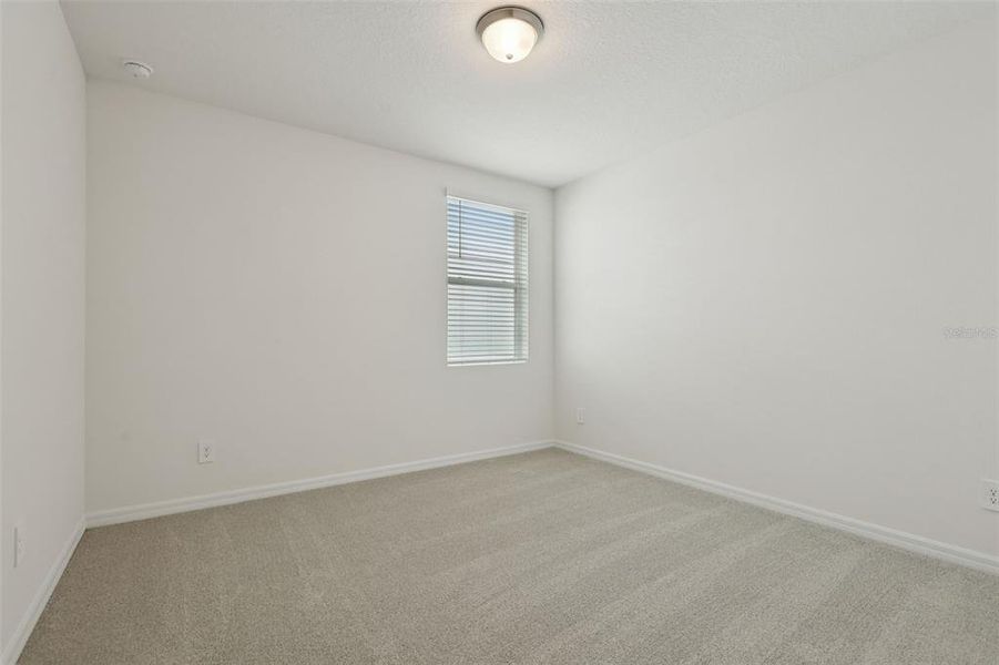 Spacious, unfurnished interior of a new home in The Reserve at Twin Lakes, St. Cloud (Image 25).