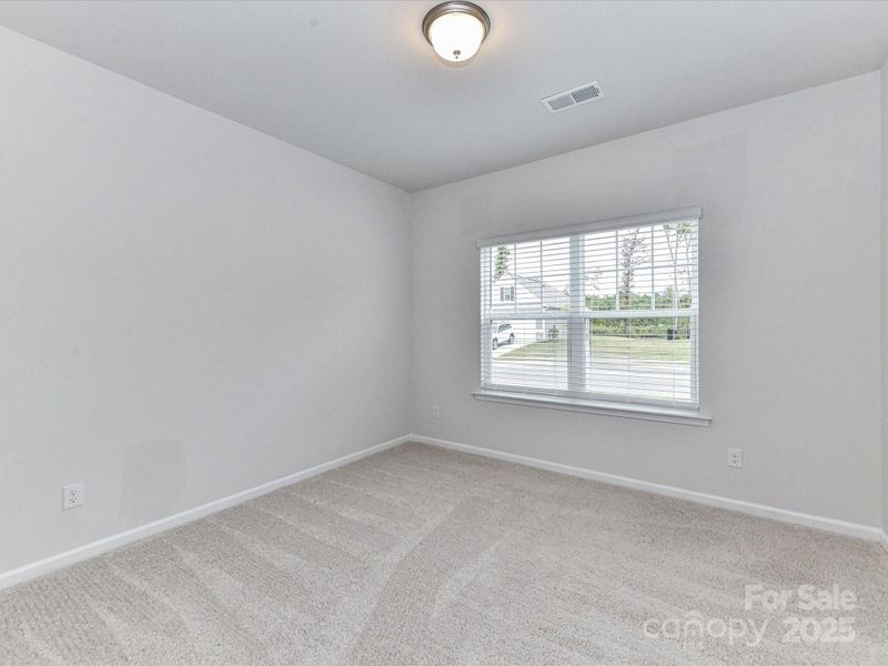 Spacious, unfurnished interior of a new home in , Midland (Image 25).