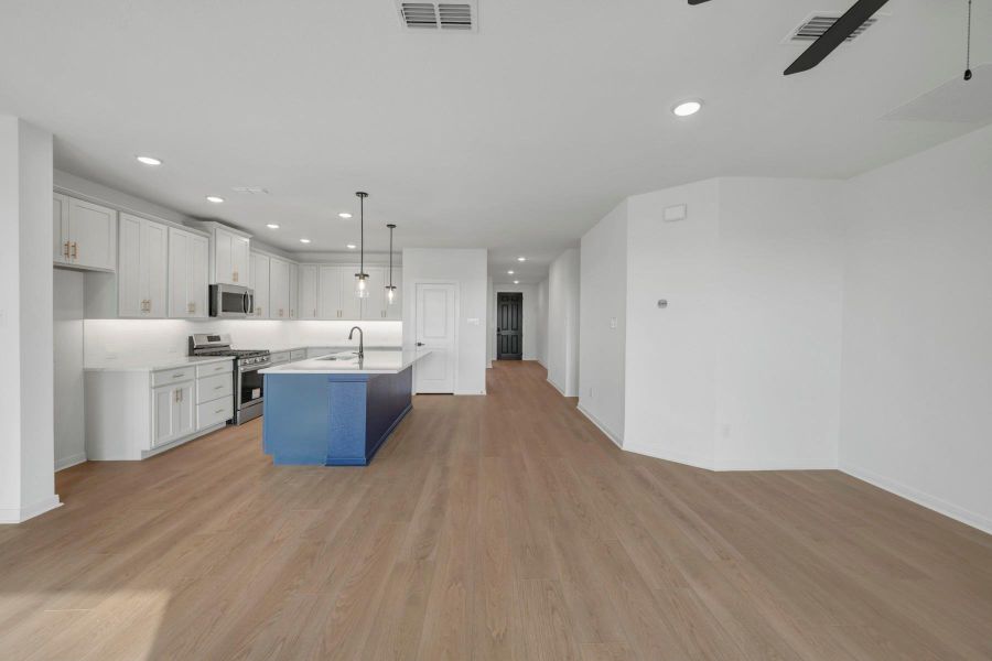 Image 36 of a home in Beacon Point at Lago Mar 50’ Homesites.