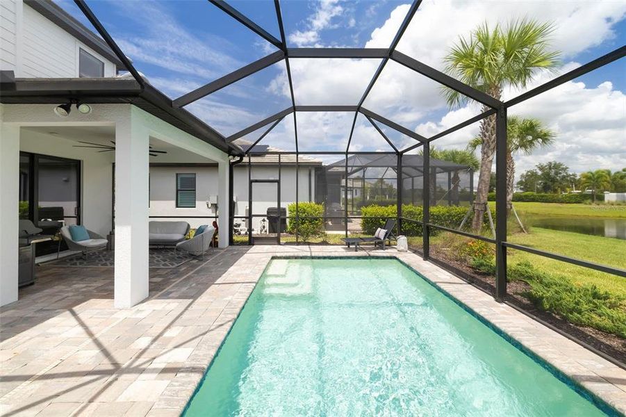 Exterior details and patio area of a home in , Bradenton (Image 27).