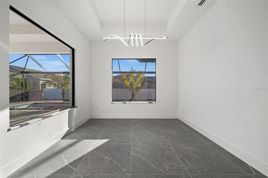 Spacious, unfurnished interior of a new home in , Cape Coral (Image 16).