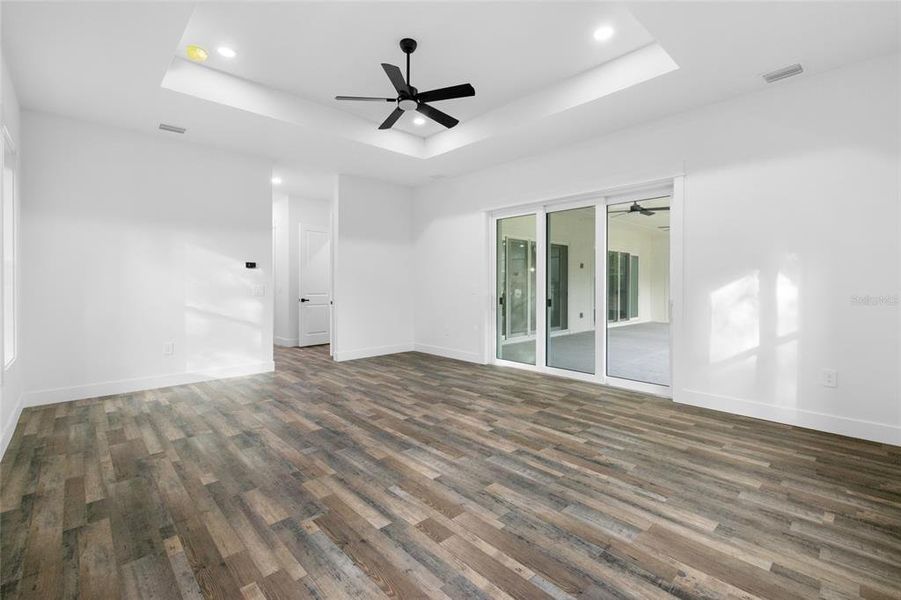 Spacious, unfurnished interior of a new home in , Homosassa (Image 25). Spacious, unfurnished interior of a new home in , Homosassa (Image 25).