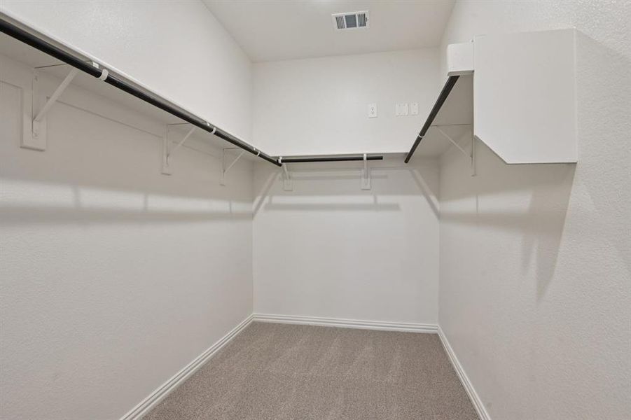 Photo is not of the actual home, but is an inspirational photo of builder’s model home and may depict options, furnishings, and/or decorator features that are not included.