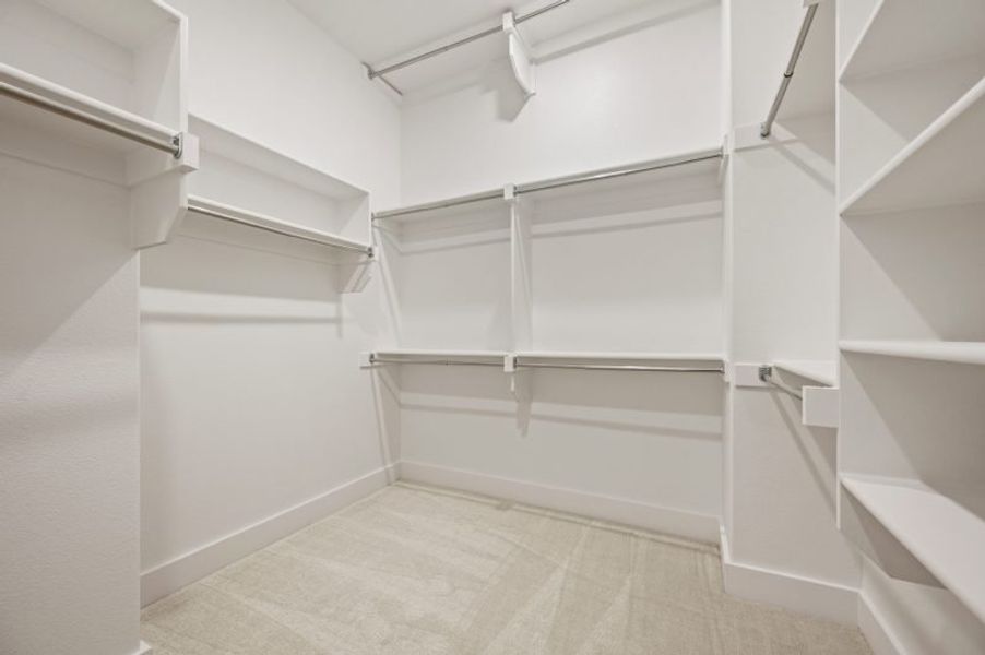 Spacious, unfurnished interior of a new home in Trinity Falls, McKinney (Image 31).