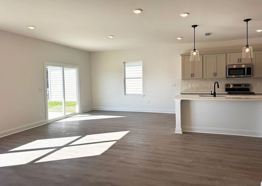 Spacious, unfurnished interior of a new home in Ascent at Arbor Ridge, La Vergne (Image 19).