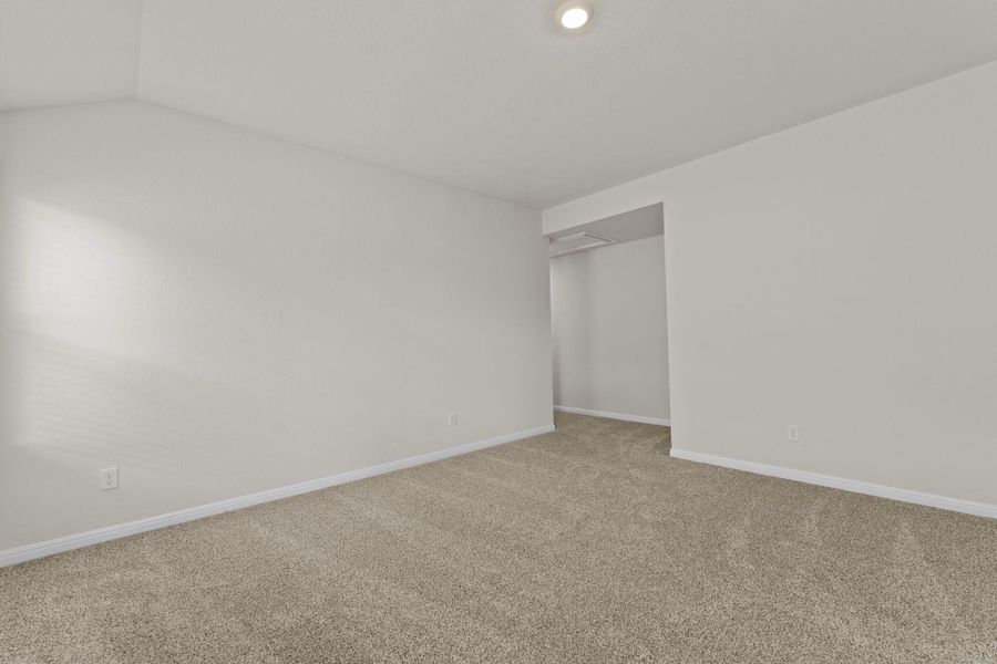 Spacious, unfurnished interior of a new home in Whisper South, San Marcos (Image 34).
