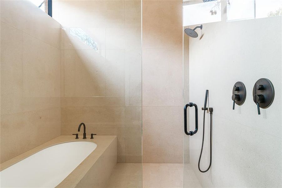 Furnished interior view inside a new home in , Dallas (Image 5).