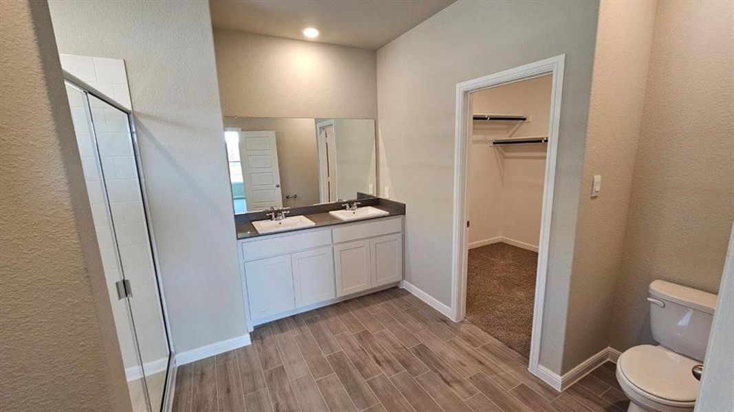 Furnished interior view inside a new home in Monarch at the Meadows, Krum (Image 7). Furnished interior view inside a new home in Monarch at the Meadows, Krum (Image 7).