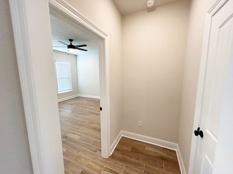 Spacious, unfurnished interior of a new home in Natureview, Freeport (Image 19).