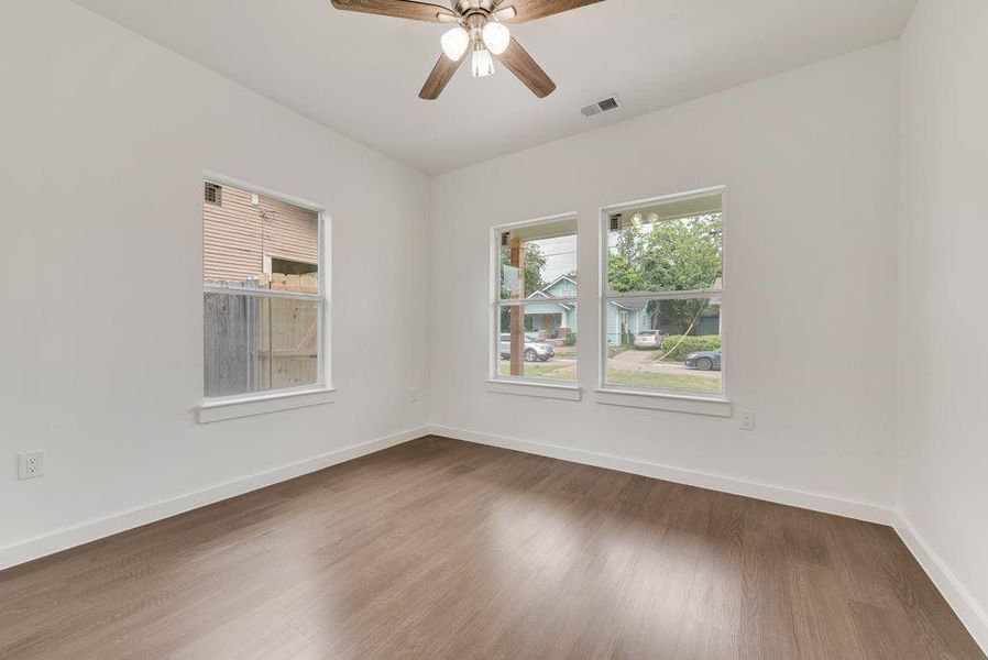 Spacious, unfurnished interior of a new home in , Dallas (Image 15). Spacious, unfurnished interior of a new home in , Dallas (Image 15).