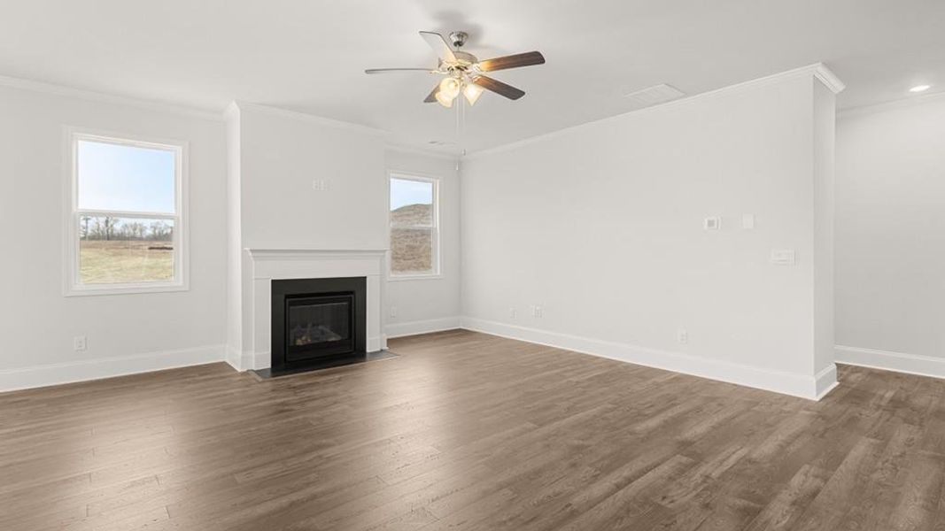 Spacious, unfurnished interior of a new home in Butner Estates, South Fulton (Image 28).