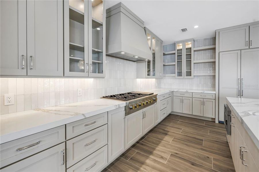 Furnished interior view inside a new home in , Sarasota (Image 7).