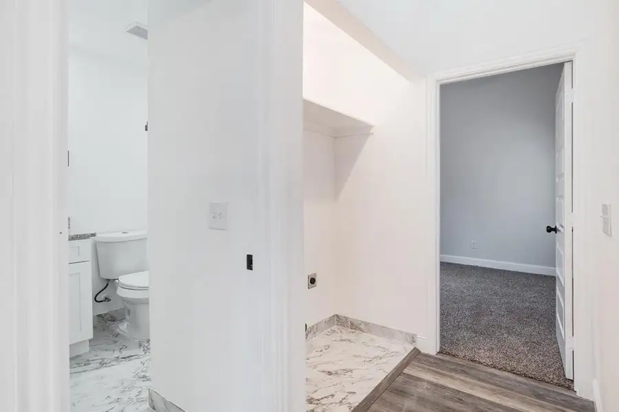 Spacious, unfurnished interior of a new home in , Paris (Image 17). Spacious, unfurnished interior of a new home in , Paris (Image 17).