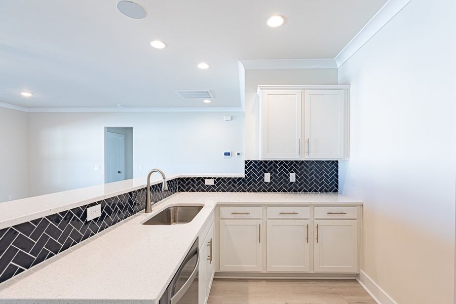 Representative furnished interior of a home built from the Barnard II by Great Southern Homes in Shady Grove, Conway (Image 10).