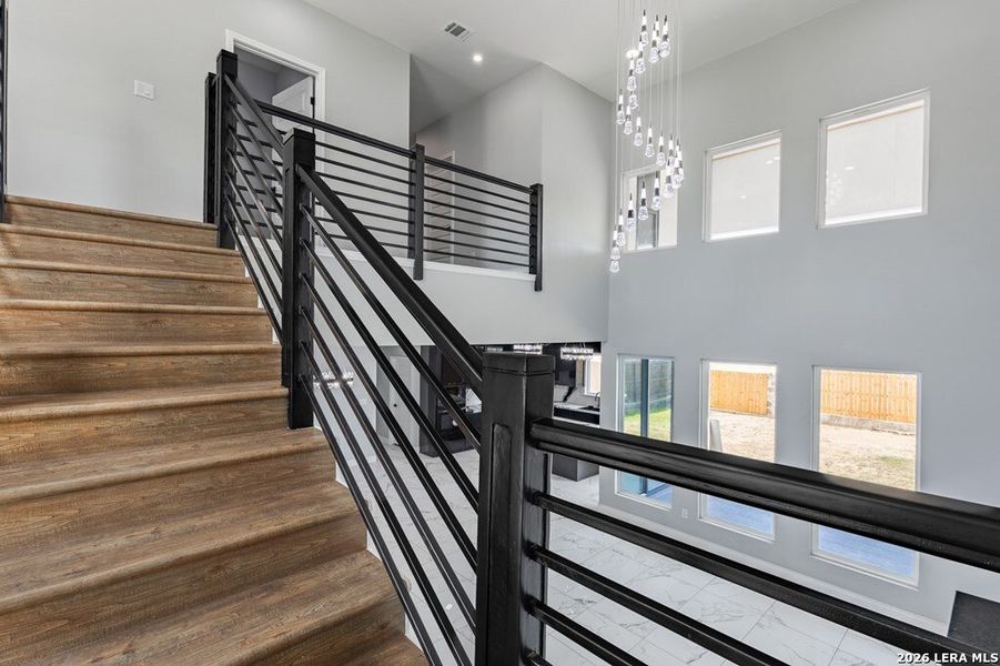 Spacious, unfurnished interior of a new home in , Harlingen (Image 41).