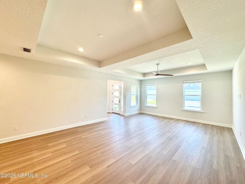 Spacious, unfurnished interior of a new home in , Ponte Vedra (Image 12).