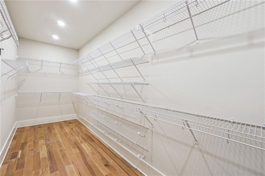 Spacious, unfurnished interior of a new home in , Dawsonville (Image 49).