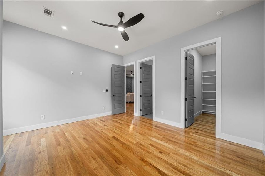 Spacious, unfurnished interior of a new home in , Alpharetta (Image 39).