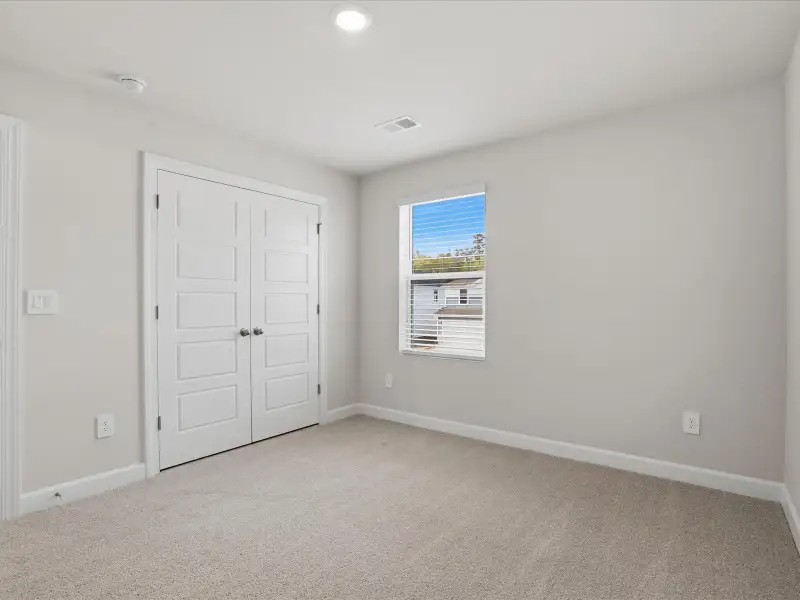 Spacious, unfurnished interior of a new home in Collier Ridge, Moore (Image 17).