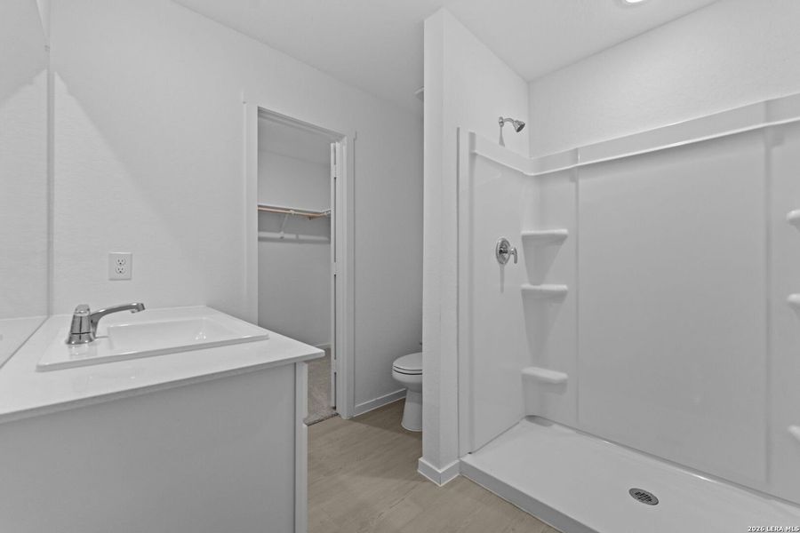 Furnished interior view inside a new home in Guadalupe Ridge, New Braunfels (Image 7).