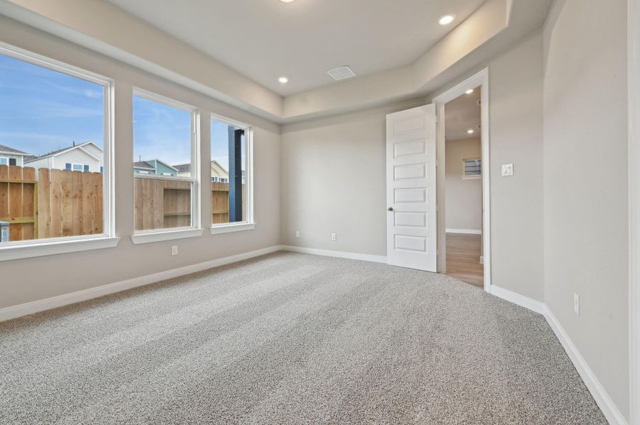 Photo is not of the actual home but is an inspirational photo of builder’s model home and may depict options, furnishings, and/or decorator features that are not included. Photo is not of the actual home but is an inspirational photo of builder’s model home and may depict options, furnishings, and/or decorator features that are not included.