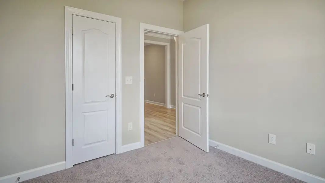 Representative unfurnished interior of a home built from the The Oceanside by Chesapeake Homes in Bridgewater - Shorehaven Village, Little River (Image 15).