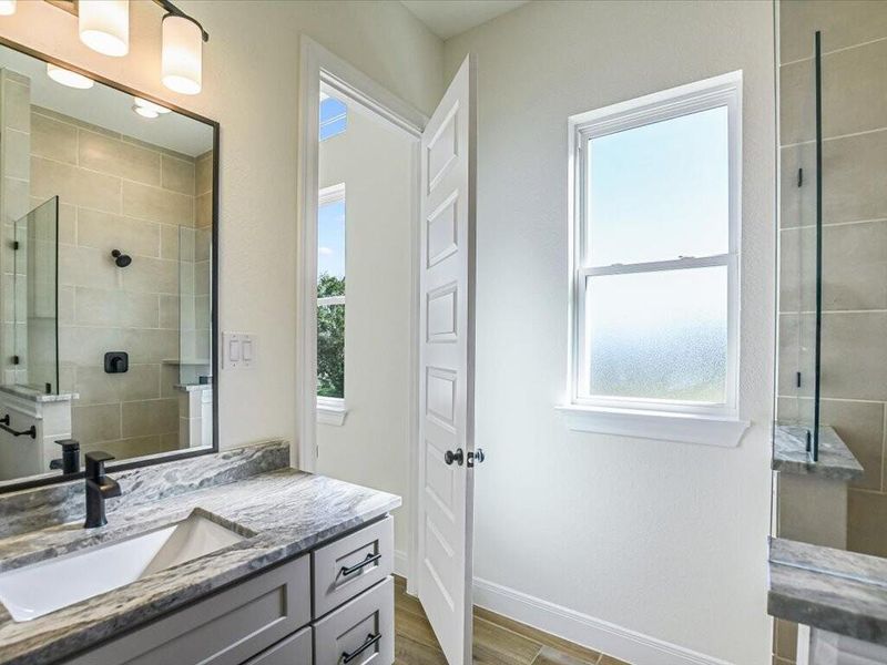 Furnished interior view inside a new home in , Horseshoe Bay (Image 13).