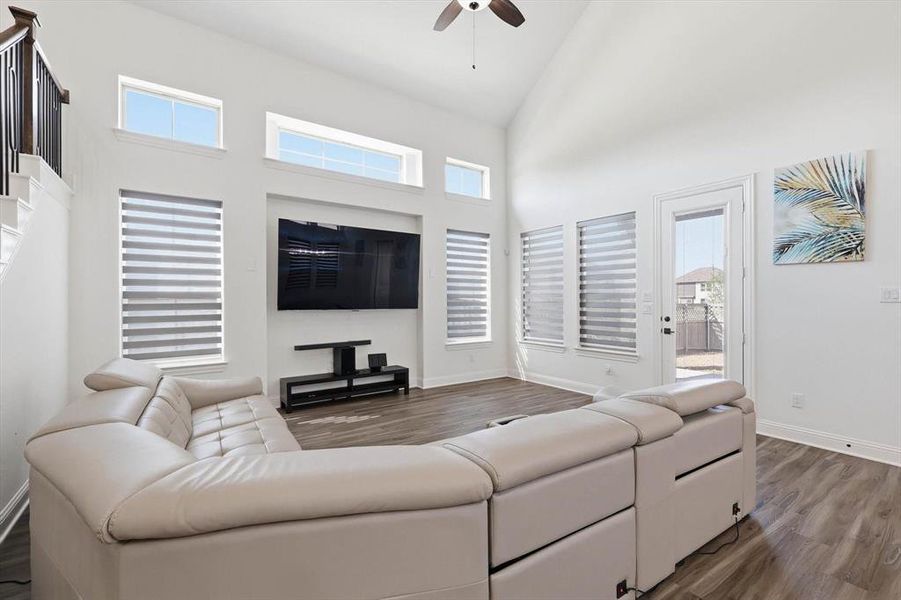 Furnished interior view inside a new home in , Northlake (Image 5).